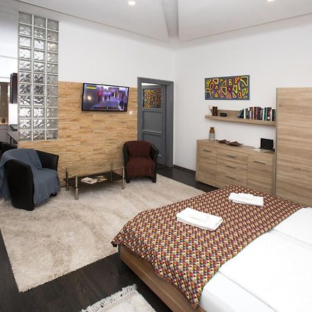 H20 Colors Apartment Budapest Luaran gambar
